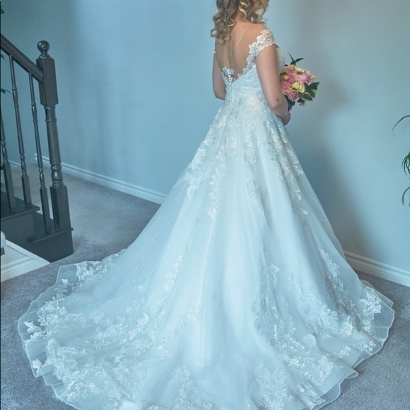 Off shoulder beaded wedding gown - Picture 3 of 6